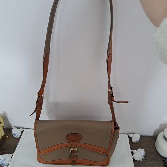 Vintage Dooney&Bourke all weather leather shoulder bag tan - Picture 3 of 11